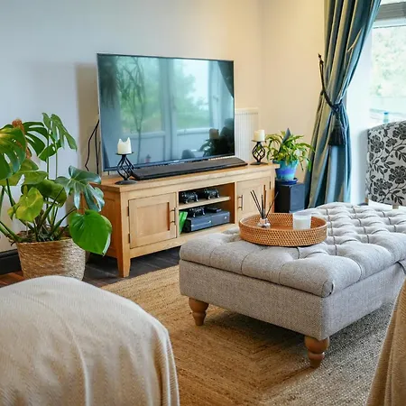 2 Bedroom Cottage With Spectacular Views Of Snowdonia And Anglesey Bangor  Exterior photo