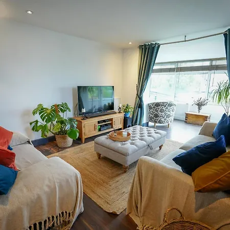 2 Bedroom Cottage With Spectacular Views Of Snowdonia And Anglesey Bangor  Exterior photo