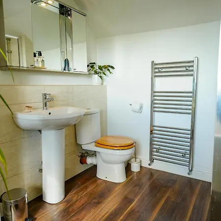 2 Bedroom Cottage With Spectacular Views Of Snowdonia And Anglesey Bangor  Exterior photo