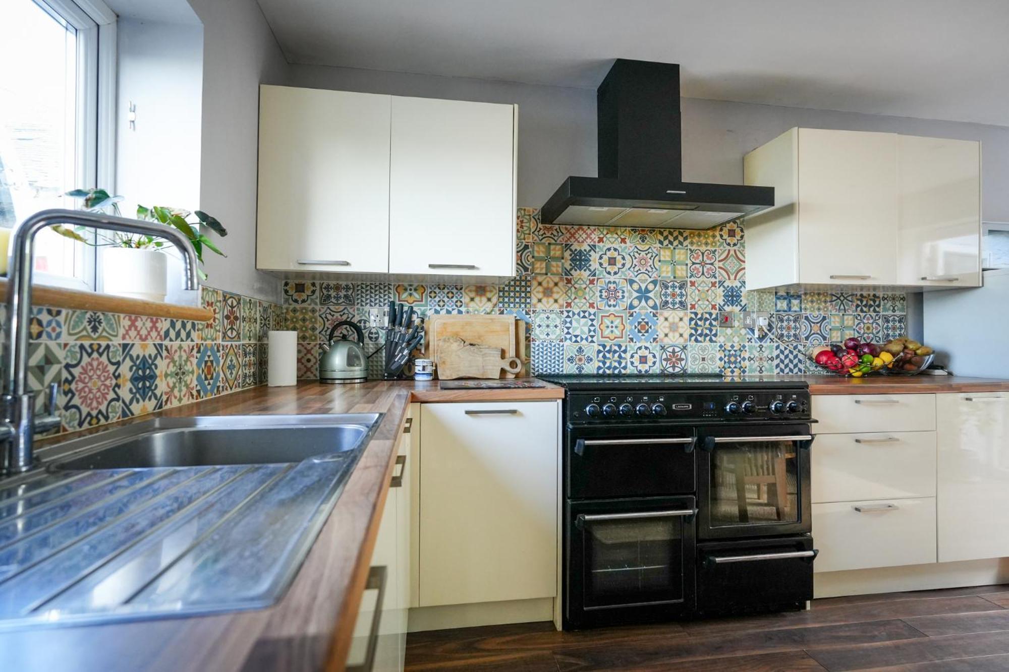 2 Bedroom With Spectacular Views Of Snowdonia And Anglesey Bangor (Gwynedd)