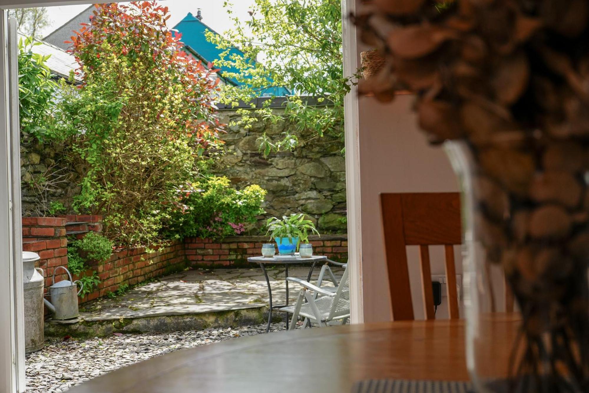 2 Bedroom With Spectacular Views Of Snowdonia And Anglesey Holiday home Bangor (Gwynedd)